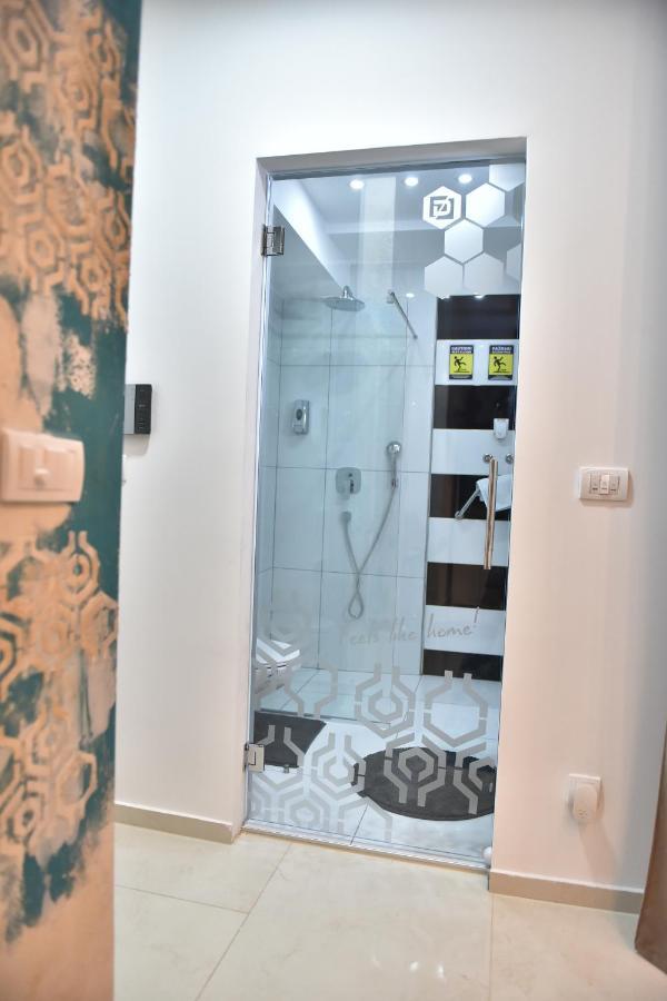 Design Apartment Premium Spa Lux: Dubai-Inspired Wellness Retreat Cuprija Exterior photo